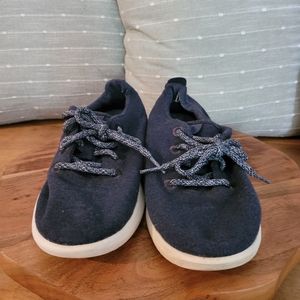 Allbirds Navy Blue Wool Runners Women's SZ 8